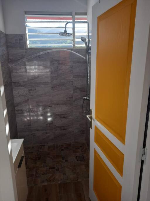 Appartement Neuf T3 Proche De La Plage Pigeon Extérieur photo